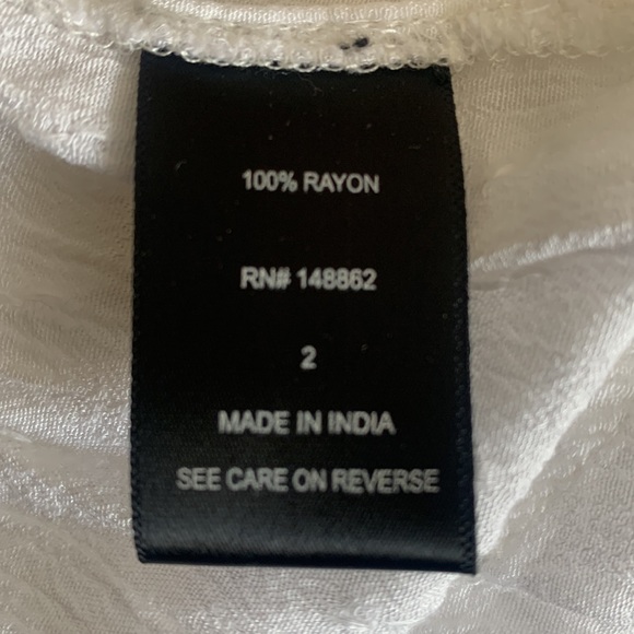 Torrid Women's White Tunic Detail Sheer Top Size 2X V797 - Picture 13 of 16